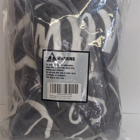 Grandma Fleece Blanket - New in GREY AND BLACK - Picture 2 of 2